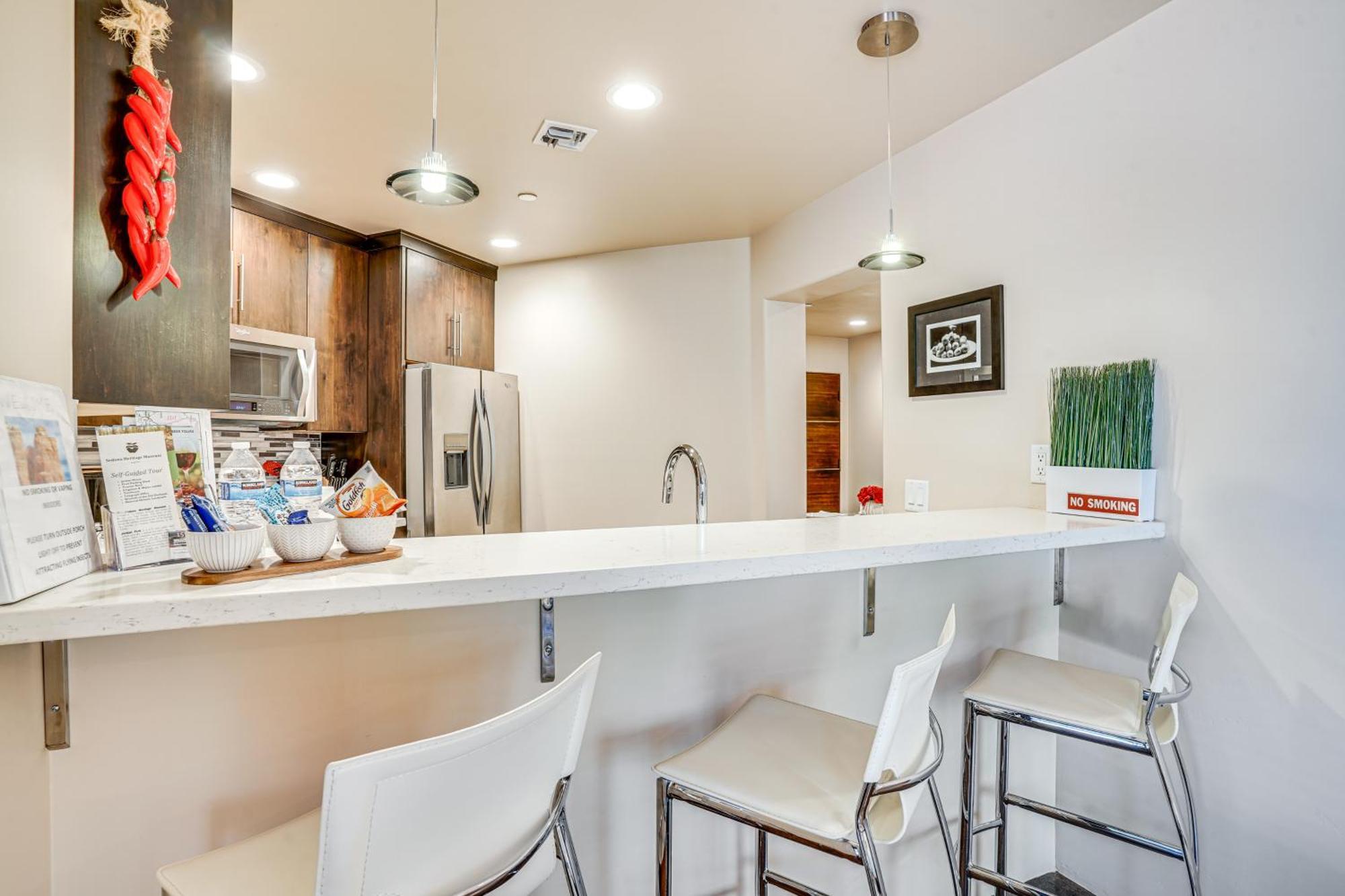 Apartamento Sedona Couples Retreat With Patio Walk To Trails! Exterior foto